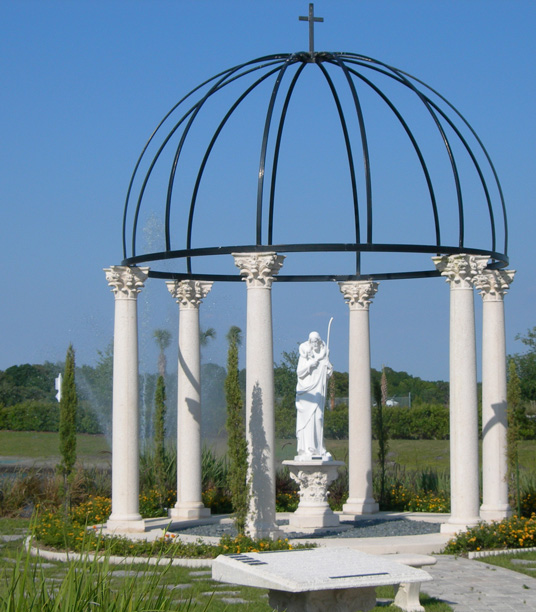 Monument near the water